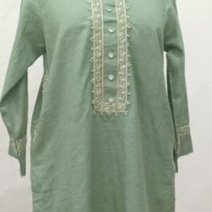 Pista Khaddar Winter Kurta – Lace Detailed Designer Sleeves by Mehr-Baan